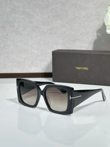 Tom Ford FT0921 Sunglasses On Celebrities Wholesale | Optical Retail Supplier