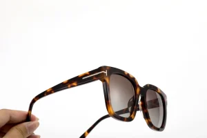 Tom Ford FT690-F Ladies Sunglasses Wholesale | Optical Retail Supplier