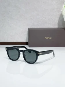 Buy Tom Ford TF0590 Sunglasses On Celebrities Wholesale | Optical Importer