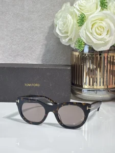 Tom Ford FT1315 Philippa Sunglasses for Wholesale | Optical Store Supplier