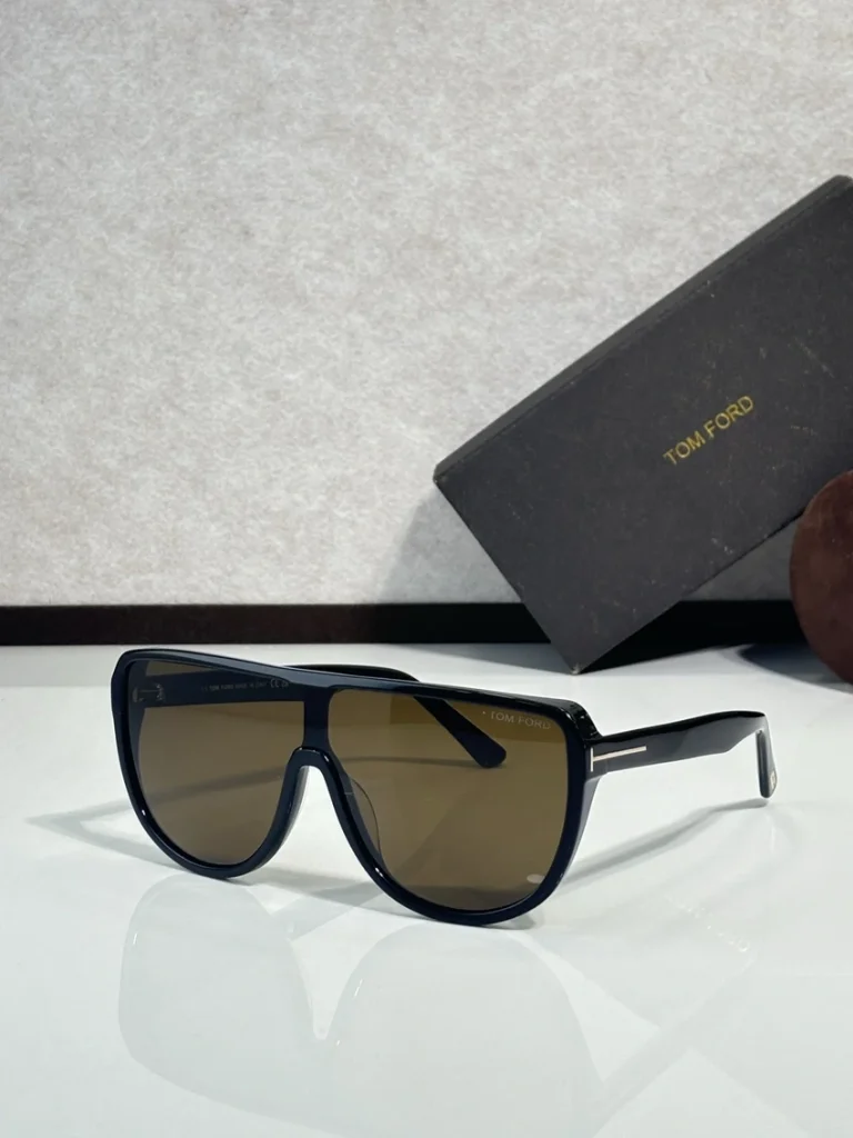 Wholesale Tom Ford TF1182 Wallace Sunglasses | B2B Optical Distributor