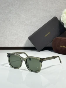 Wholesale Tom Ford TF638 Sunglasses Celebrity | B2B Optical Distributor