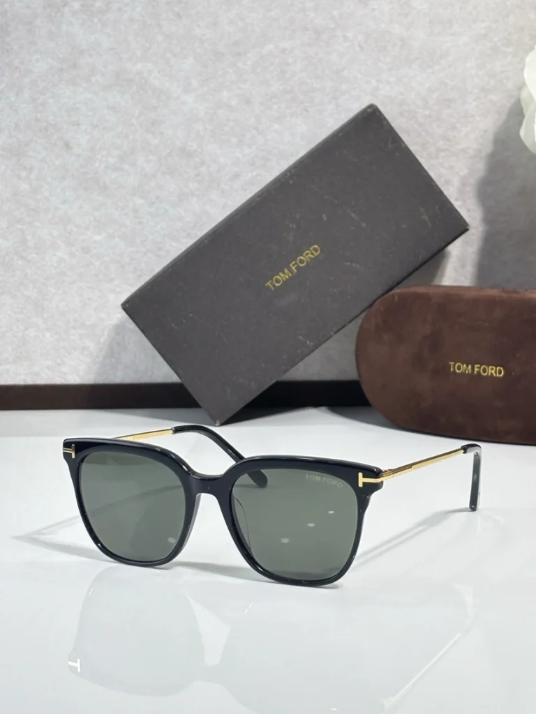 Tom Ford FT1122 Navigator Sunglasses for Wholesale | Optical Store Supplier