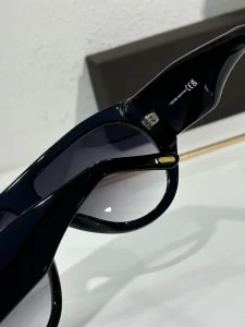 Wholesale Tom Ford FT1044 Hudson Sunglasses | B2B Optical Distributor