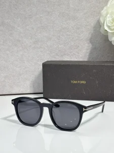 Buy Tom Ford FT0752 Inger Sunglasses Wholesale | Optical Importer