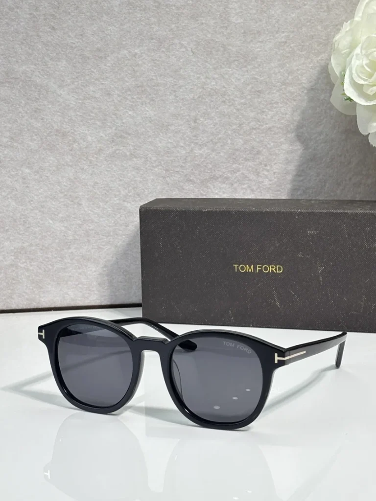 Buy Tom Ford FT0752 Inger Sunglasses Wholesale | Optical Importer