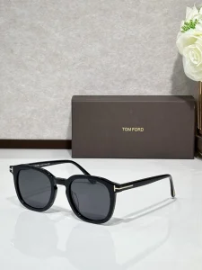 Buy Tom Ford TF0975 Square Sunglasses Wholesale | Optical Importer
