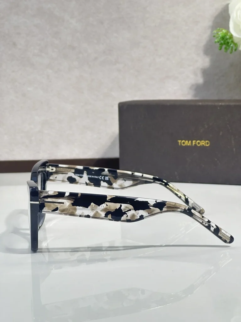 Wholesale Tom Ford FT6026 Optical Glasses – Tom Ford Havana Glasses | Bulk Distributor