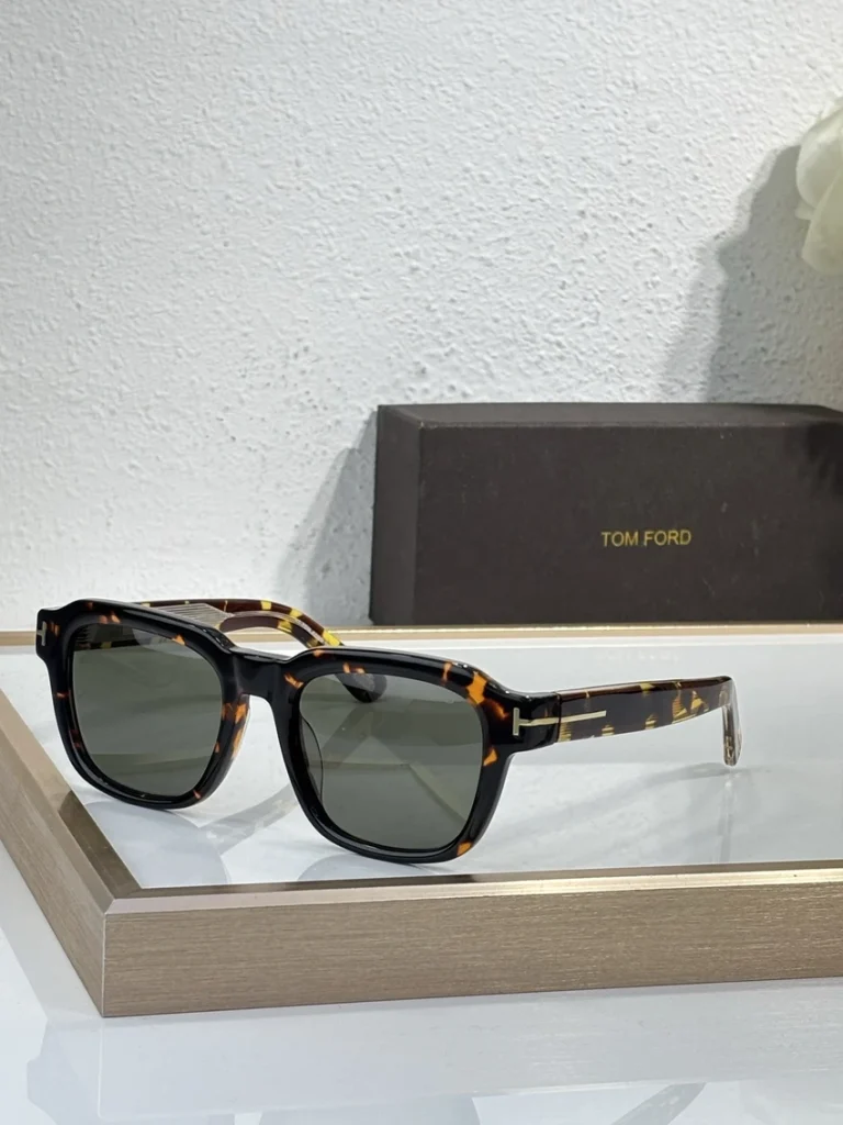 Premium Tom Ford FT1226 Rex 02 57mm Aviator Sunglasses – Wholesale Distributor