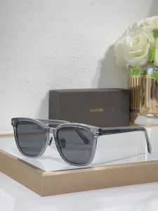 Premium Tom Ford TF1136 Julie Sunglasses – Wholesale Distributor