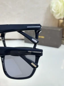 Wholesale Tom Ford FT0646 Calder Sunglasses | B2B Optical Distributor