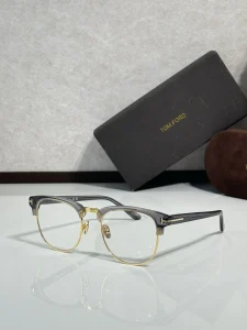 High-Quality Tom Ford FT0248 Optical Frames – Tom Ford Mens Glasses | Wholesale Optician Supply