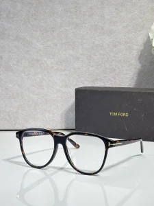 High-Quality Tom Ford FT1098 Eyewear – Tom Ford Glasses For Men | Bulk Distributor