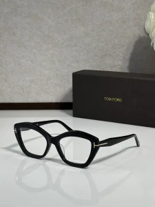 High-Quality Tom Ford FT6044 Optical Frames – Tom Ford Prescription Glasses Men | Bulk Distributor