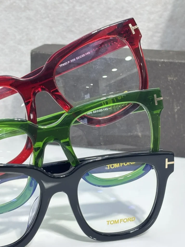 Luxury Tom Ford TF690 Eyewear – Tom Ford Gold Eyeglasses | Optical Store Supply