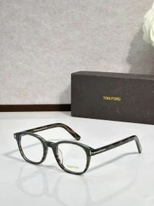 Luxury Tom Ford TF981 Eyewear – Tom Ford Private Collection Glasses | Retail Optical Partner