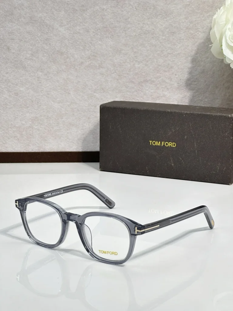 Premium Tom Ford TF981 Optical Frames – Tom Ford Eye Glasses | Trade Eyewear Distributor