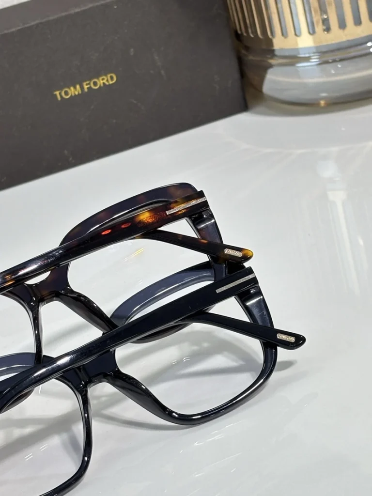 Premium Tom Ford FT6043 Spectacle Frames – Tom Ford Mens Prescription Glasses | Bulk Distributor
