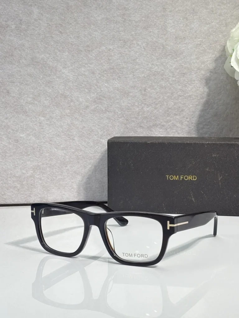 Premium Tom Ford FT1303 Eyewear – Tom Ford Prescription Eyeglasses | Trade Eyewear Distributor