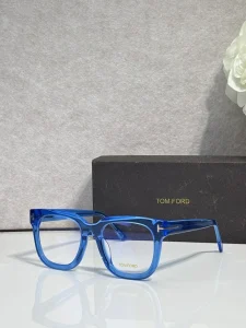Luxury Tom Ford TF690 Prescription Frames – Tom Ford Glasses For Ladies | Trade Eyewear Distributor