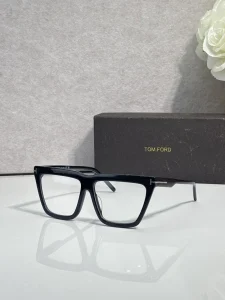 Designer Tom Ford FT1110 Eyeglasses – Tom Ford Women’s Prescription Glasses | Bulk Distributor