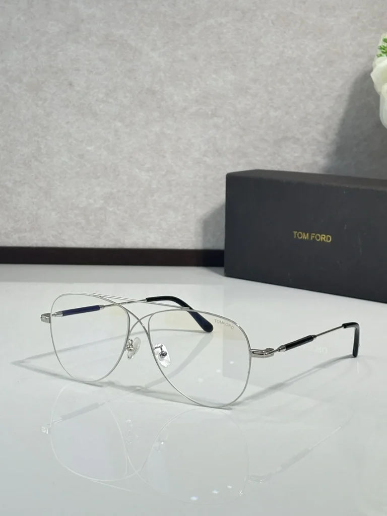 Professional Tom Ford FT0981 Eyewear – Tom Ford Eyeglasses For Ladies | Wholesale Optician Supply