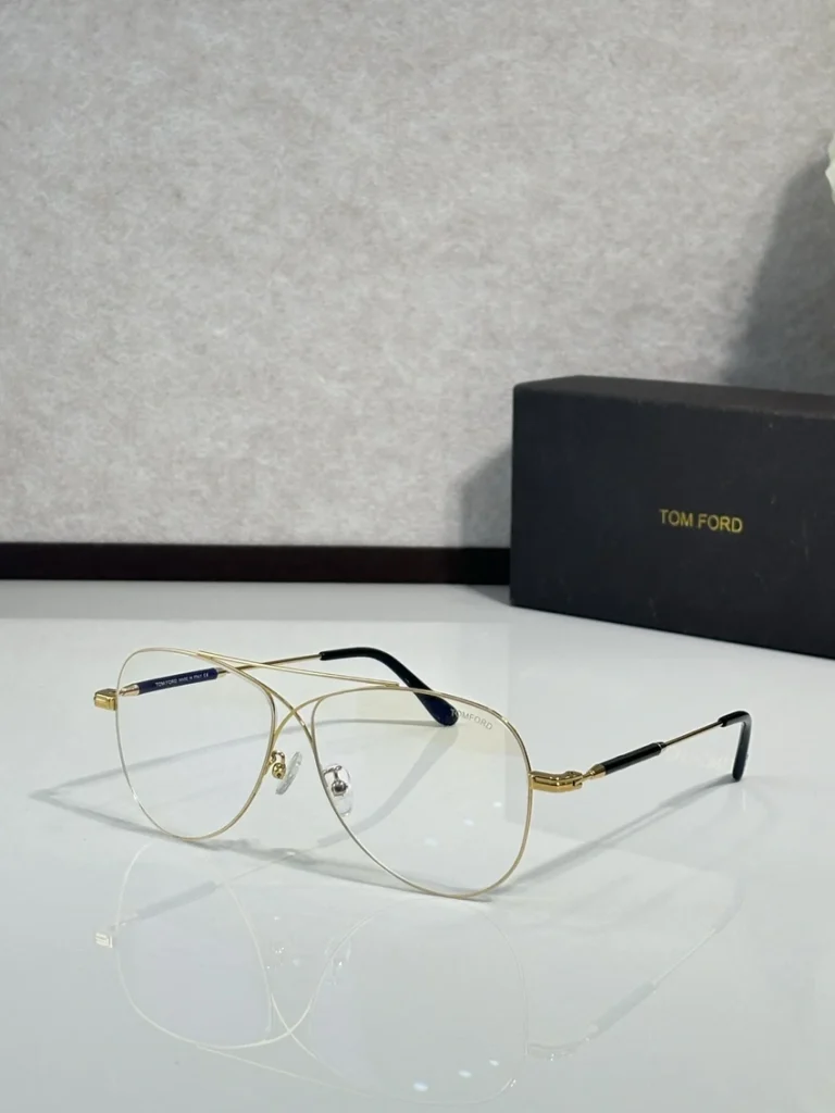 High-Quality Tom Ford FT0981 Eyewear – Tom Ford Designer Glasses For Men | Bulk Distributor