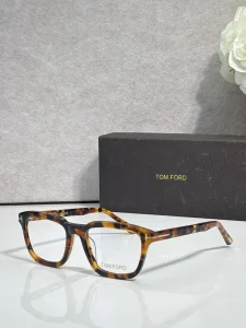 Luxury Tom Ford FT6032 Eyewear – Tom Ford Men Eyeglasses | Wholesale Optician Supply
