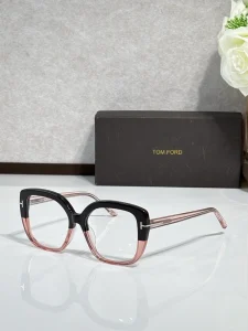 High-Quality Tom Ford FT6043 Spectacle Frames – Fake Tom Ford Glasses | B2B Optical Supplier