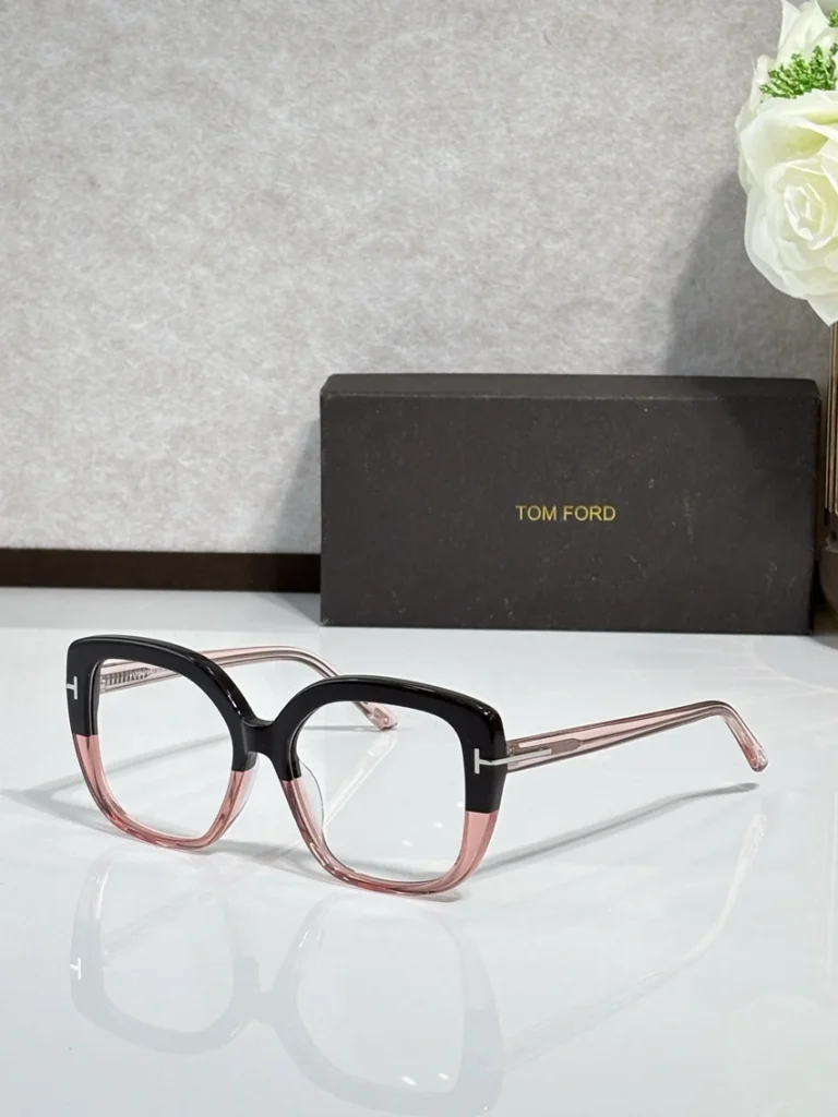 High-Quality Tom Ford FT6043 Spectacle Frames – Fake Tom Ford Glasses | B2B Optical Supplier