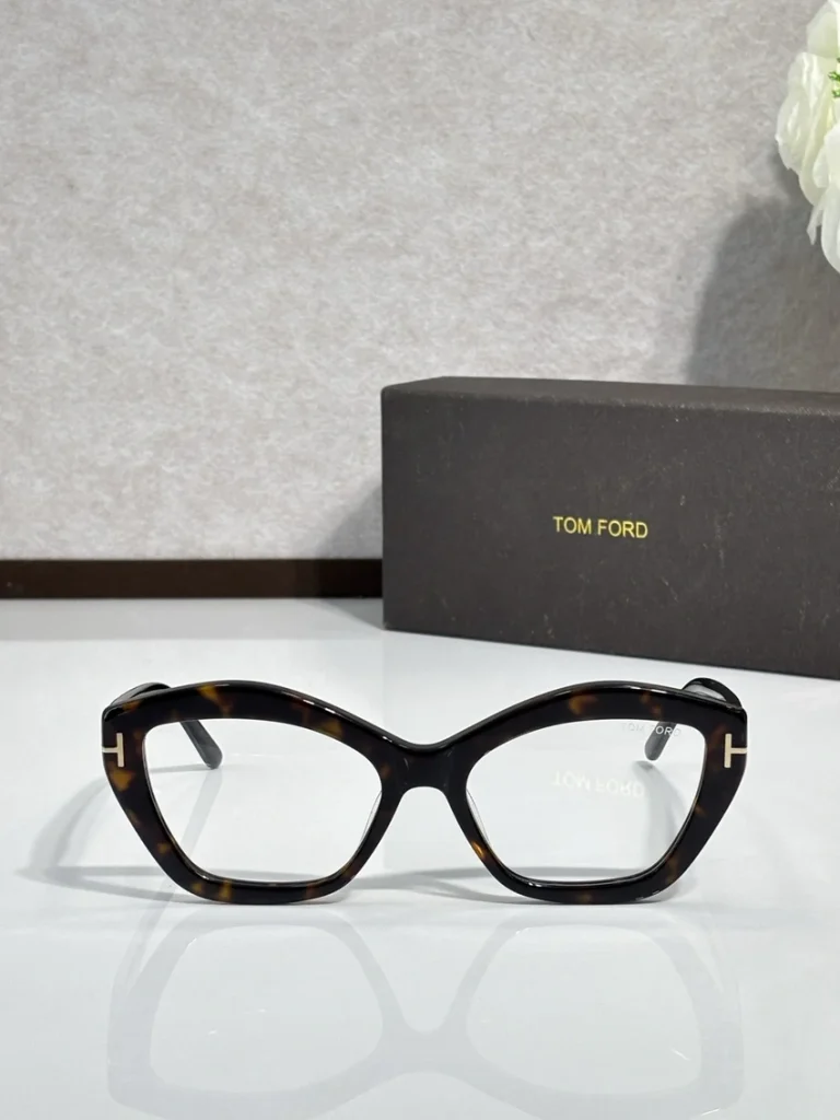 Luxury Tom Ford FT6044 Eyewear – Tom Ford Bronson Glasses | Wholesale Optician Supply