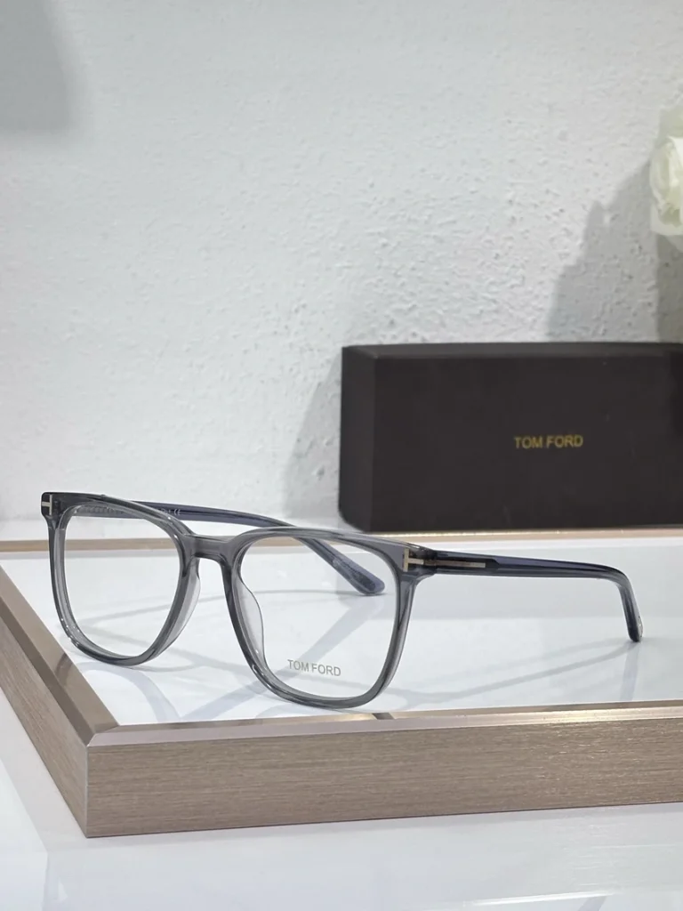 Authentic Tom Ford TF5929 Optical Glasses – Tom Ford Rimless Eyeglasses | Bulk Distributor
