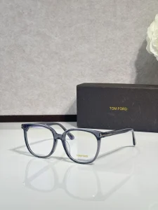 Elite Tom Ford TF972 Optical Glasses – Tom Ford Eyeglasses For Women | B2B Optical Supplier