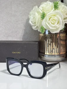 Wholesale Tom Ford FT1220 Celebrity Sunglasses | B2B Optical Distributor