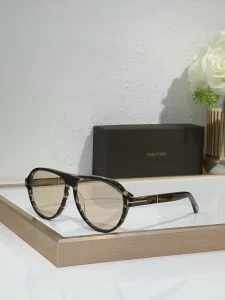 Wholesale Tom Ford TF1080 Damian Sunglasses | B2B Optical Distributor