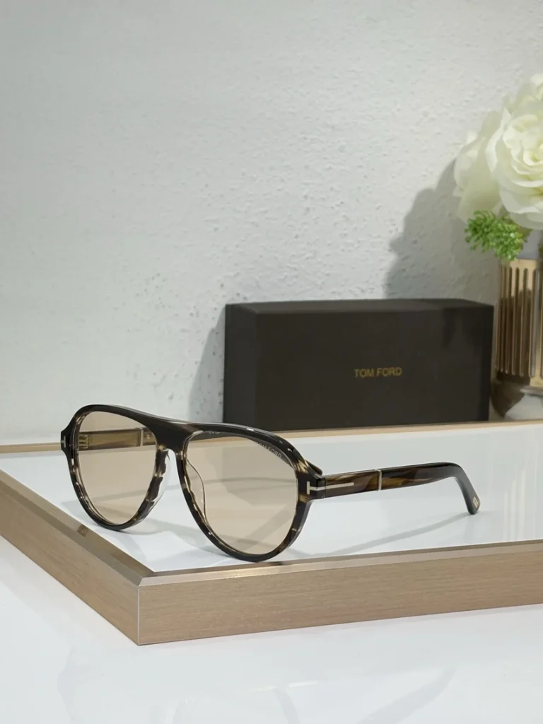 Wholesale Tom Ford TF1080 Damian Sunglasses | B2B Optical Distributor