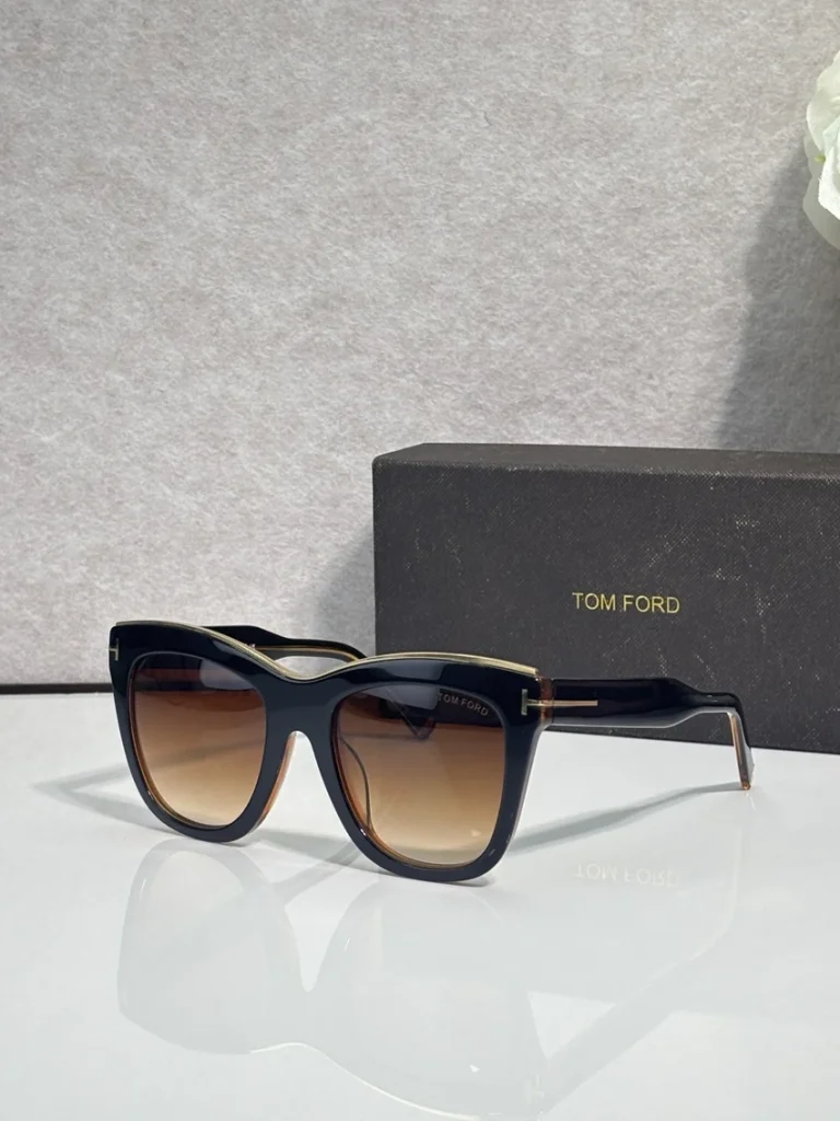 Tom Ford FT0685 Dupes Sunglasses Wholesale | Optical Retail Supplier