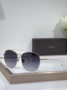 Premium Tom Ford FT0784 Lorna Shield Sunglasses – Wholesale Distributor