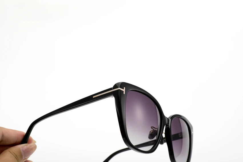 Tom Ford FT1056-K Cat Sunglasses for Wholesale | Optical Store Supplier