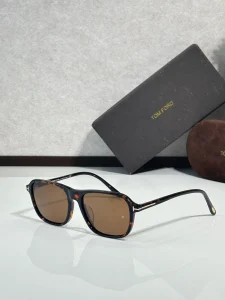 Tom Ford TF5806 Raoul Sunglasses for Wholesale | Optical Store Supplier