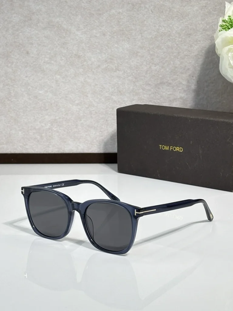 Tom Ford TF6052 Sunglasses Brown Wholesale | Optical Retail Supplier