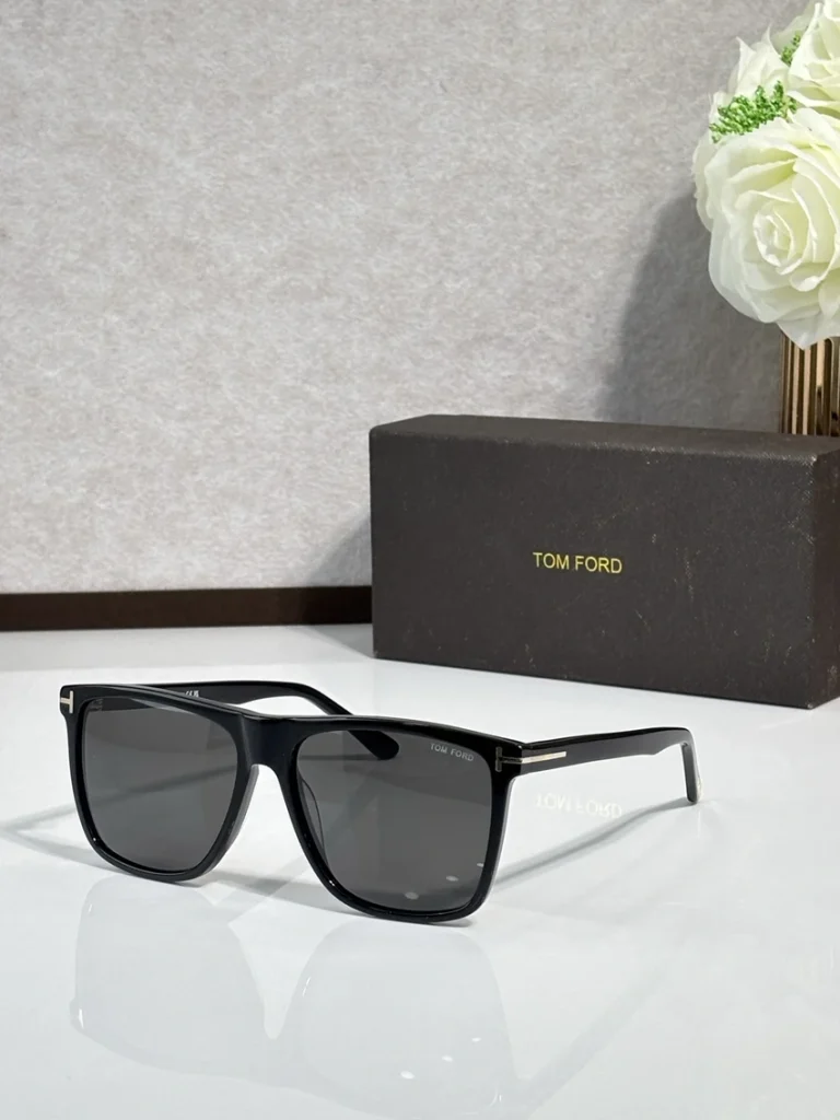 Tom Ford FT0832 Ladies Sunglasses – Wholesale Optical Frames Supplier