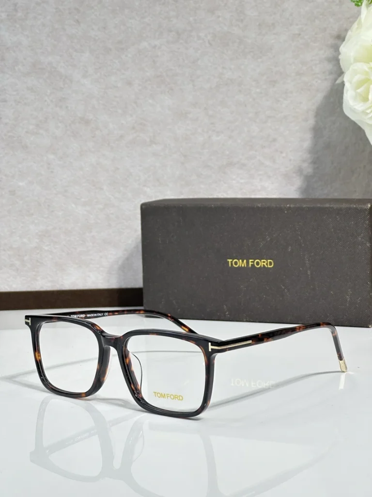 Premium Tom Ford TF5607 Optical Glasses – Tom Ford Eyeglasses Tortoise | Bulk Distributor