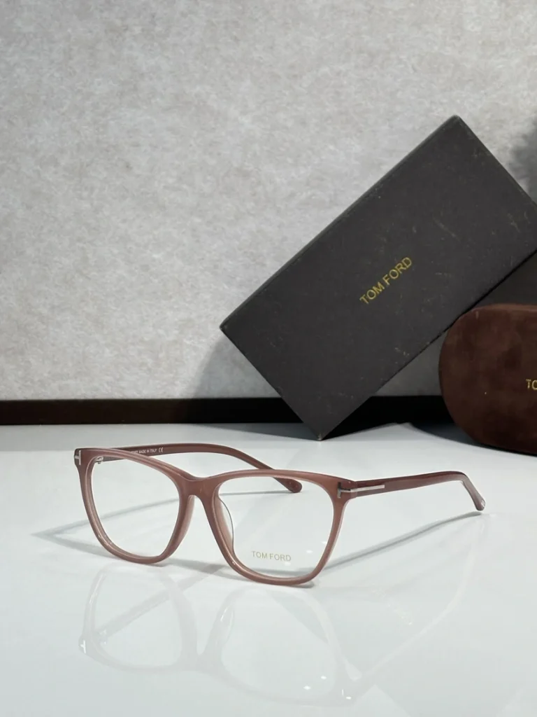 Luxury Tom Ford TF5762 Eyewear – Tom Ford Glasses Womens Sale | Bulk Distributor
