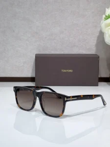 Tom Ford FT0775 Polarized Mens Sunglasses for Wholesale | Optical Store Supplier