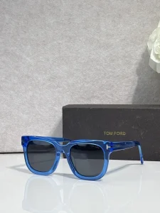 Premium Tom Ford TF690 Sunglasses Gold – Wholesale Distributor