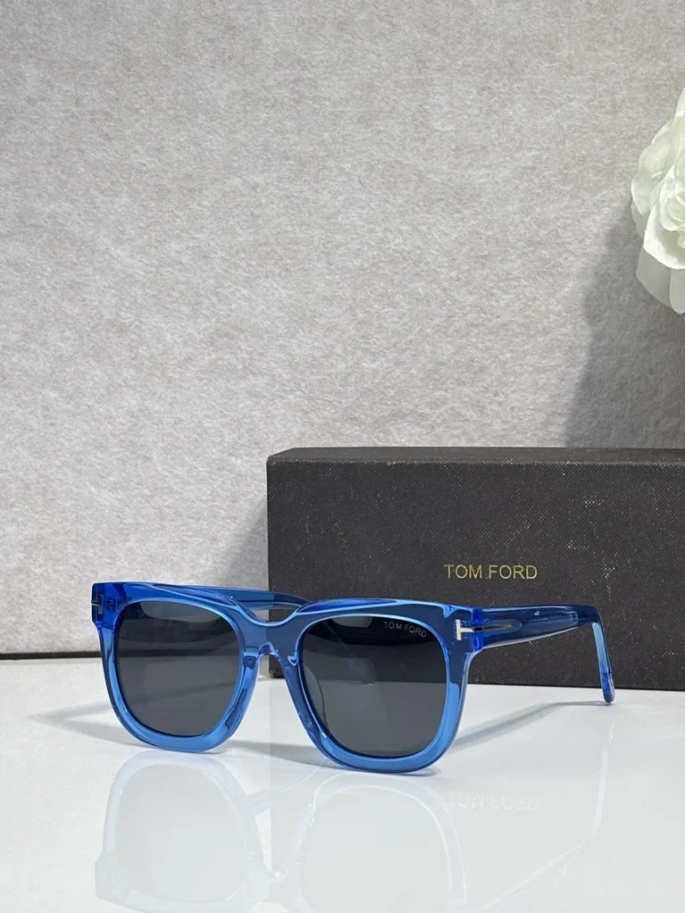 Premium Tom Ford TF690 Sunglasses Gold – Wholesale Distributor