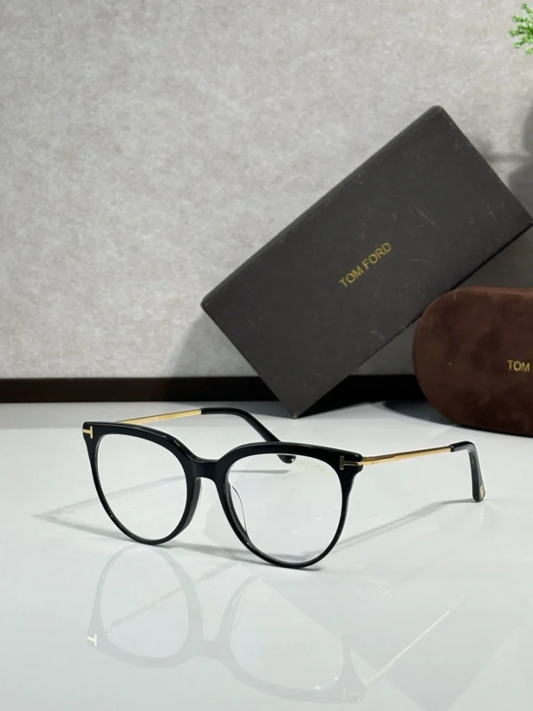 Premium Tom Ford FT1121 Spectacle Frames – Men Glasses Tom Ford | Trade Eyewear Distributor