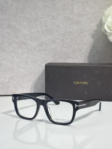 Premium Tom Ford FT1303 Eyewear – Tom Ford Glasses Frames Mens | B2B Optical Supplier
