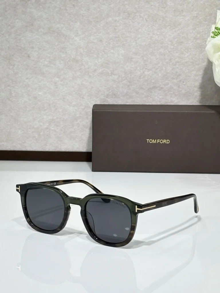 Buy Tom Ford TF0975 Rectangular Sunglasses Wholesale | Optical Importer